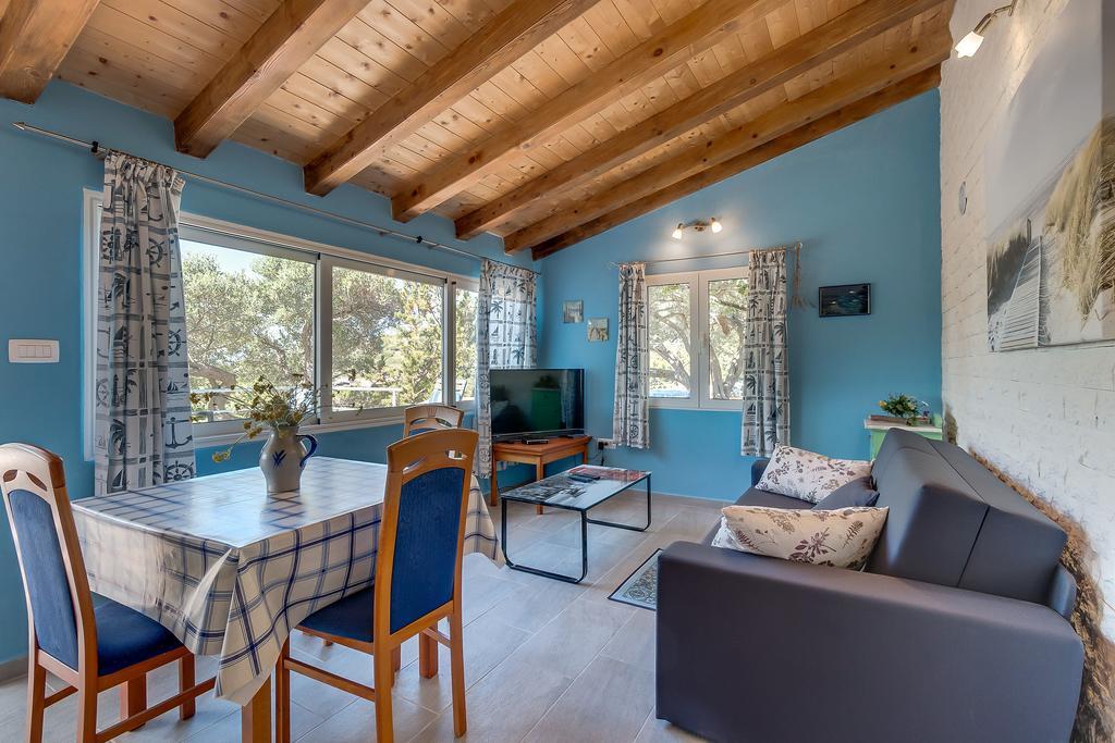 Holiday Home Nikol Veli Losinj Exterior photo