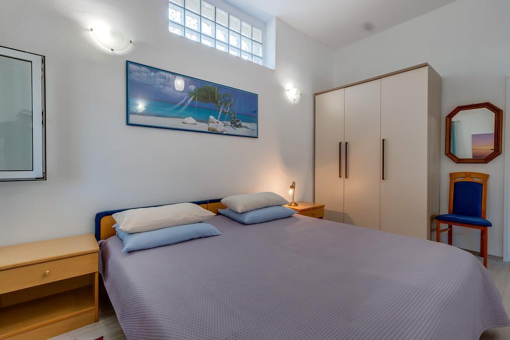 Holiday Home Nikol Veli Losinj Exterior photo
